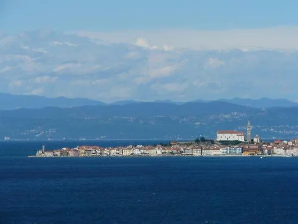 Villa Del Golfo Mit Tollem Ausblick Auf Die Alpen Savudrija Croatia